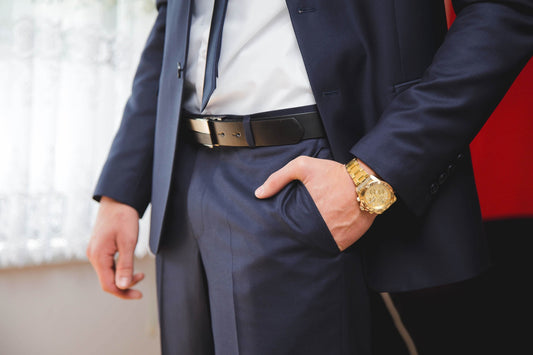 Is It Okay to Wear a Suit Without a Belt?