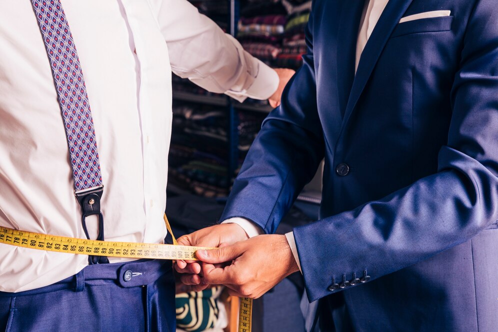 Step-by-Step Process: What to Expect When Ordering a Men's Custom Suit Online