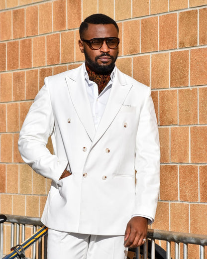 Traje cruzado de lana de corte moderno blanco