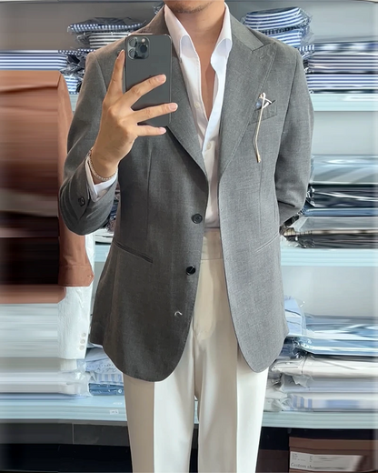 Graphite Gray Peaked Lapel 2-Button Blazer Suit