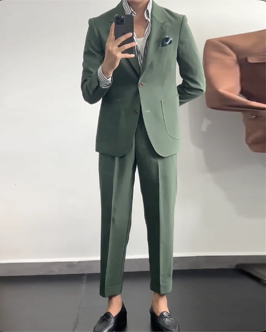 Pea Green 2 Piece Notch Lapel 2-Button Suit
