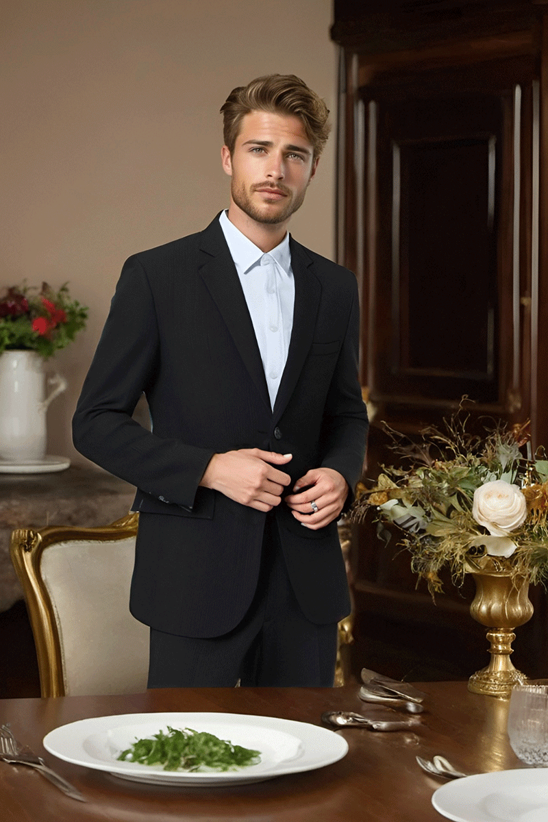 Schwarzer, schmal geschnittener, 2-teiliger Nadelstreifenanzug mit 2 Knöpfen