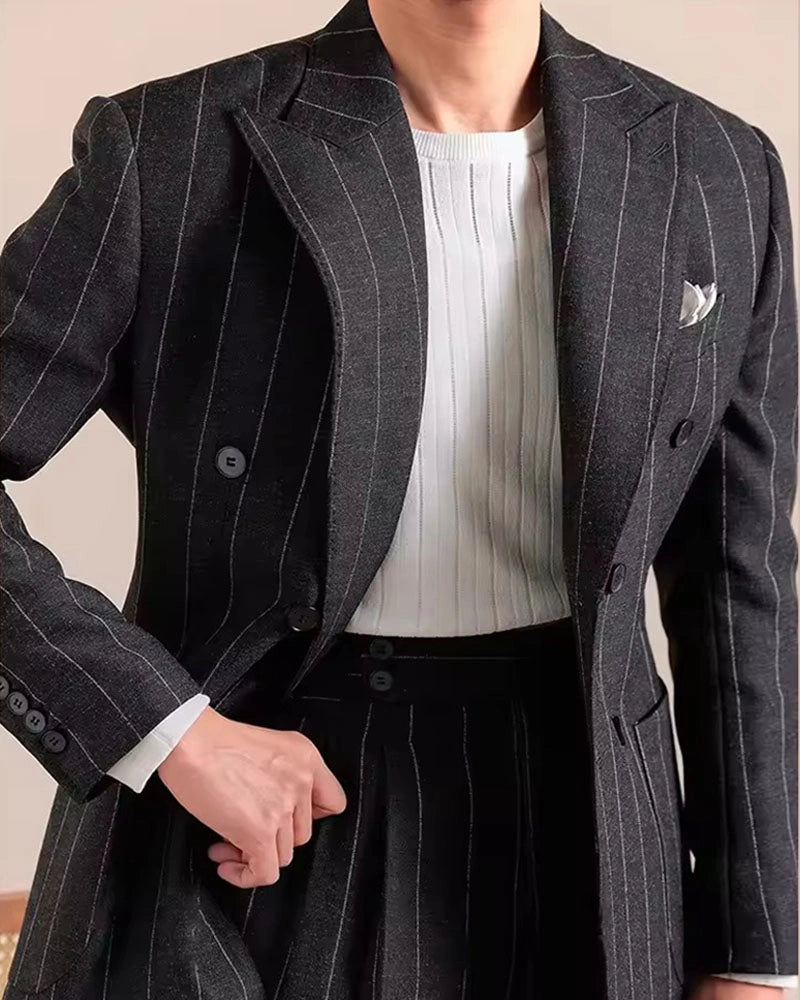Black Stripe Peaked Lapel Double-breasted 2-piece Suits