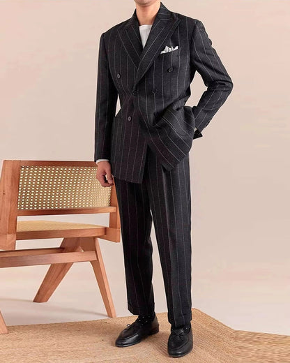 Black Stripe Peaked Lapel Double-breasted 2-piece Suits