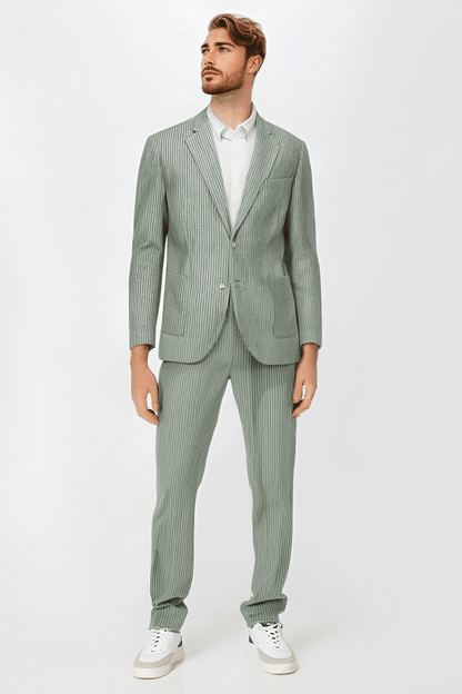 Traje de dos piezas de 2 botones de raya diplomática entallado verde claro
