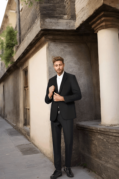 Traje de dos piezas de dos botones de corte entallado de raya diplomática azul marino