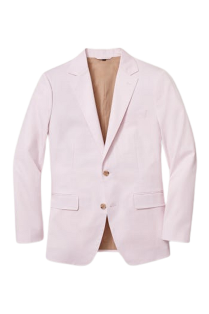 Traje italiano rosa de corte moderno con botonadura sencilla y dos botones
