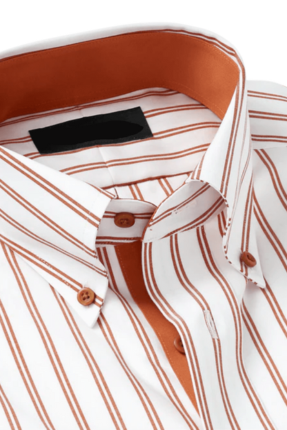 Camisa formal elástica de rayas blancas y naranjas que no requiere planchado