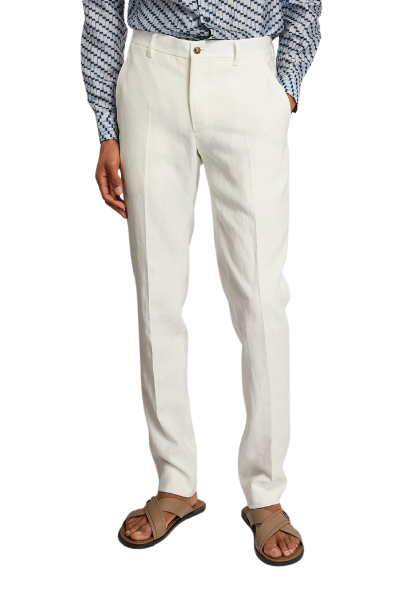 Weißer, zweiteiliger, zweireihiger Anzug in normaler Passform 