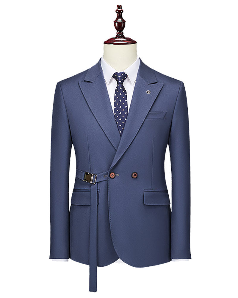 Traje azul de corte moderno con cinturilla flexible y dos botones