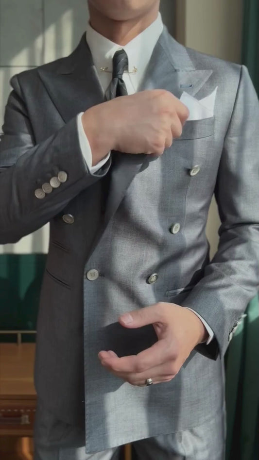 Gray 2 Piece Peaked Lapel 2-Button Suit