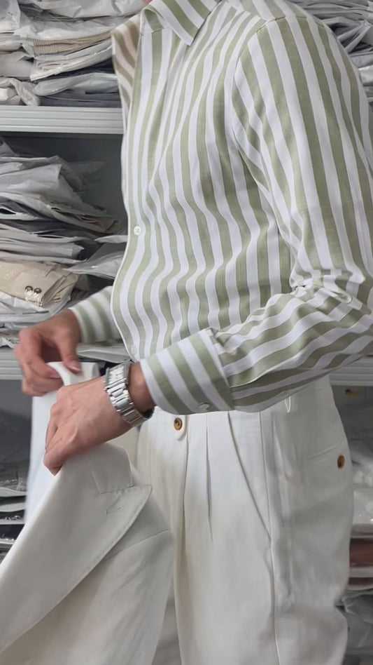 Chalk White 2 Piece Peaked Lapel 2-Button Suit